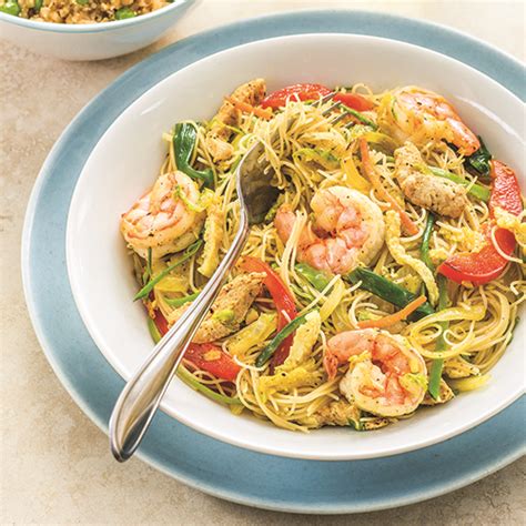 singapore noodles with chicken and shrimp